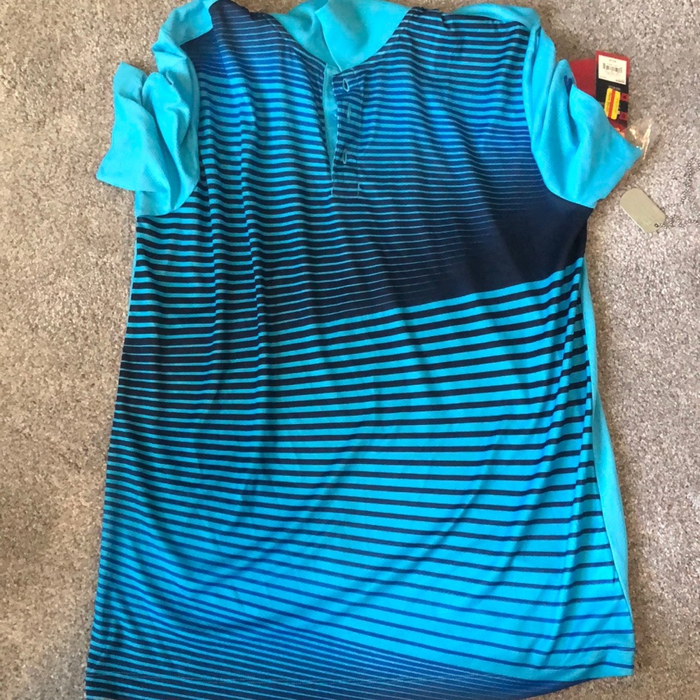 2 men’s golf polos